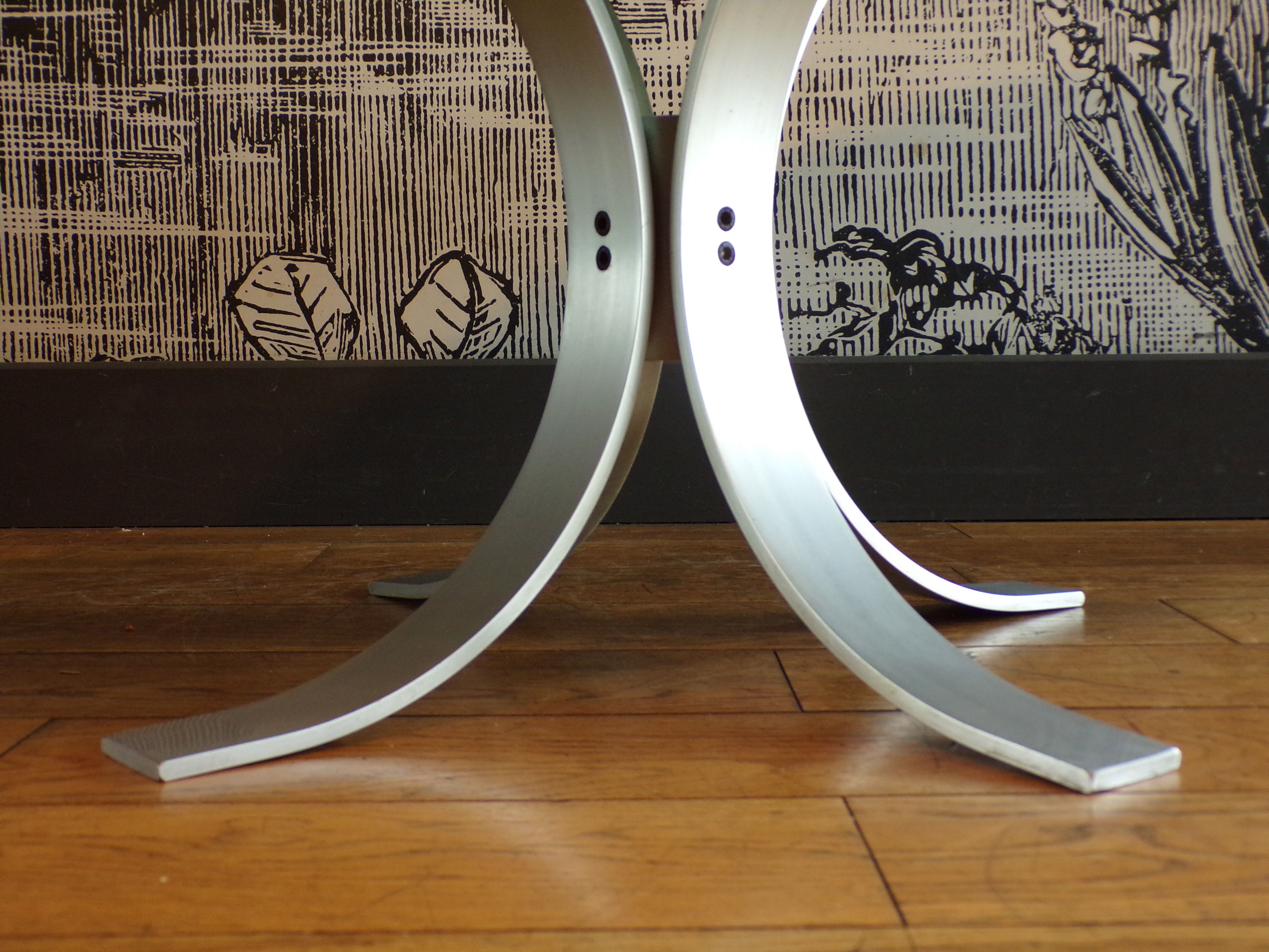 Oval coffee table 1970