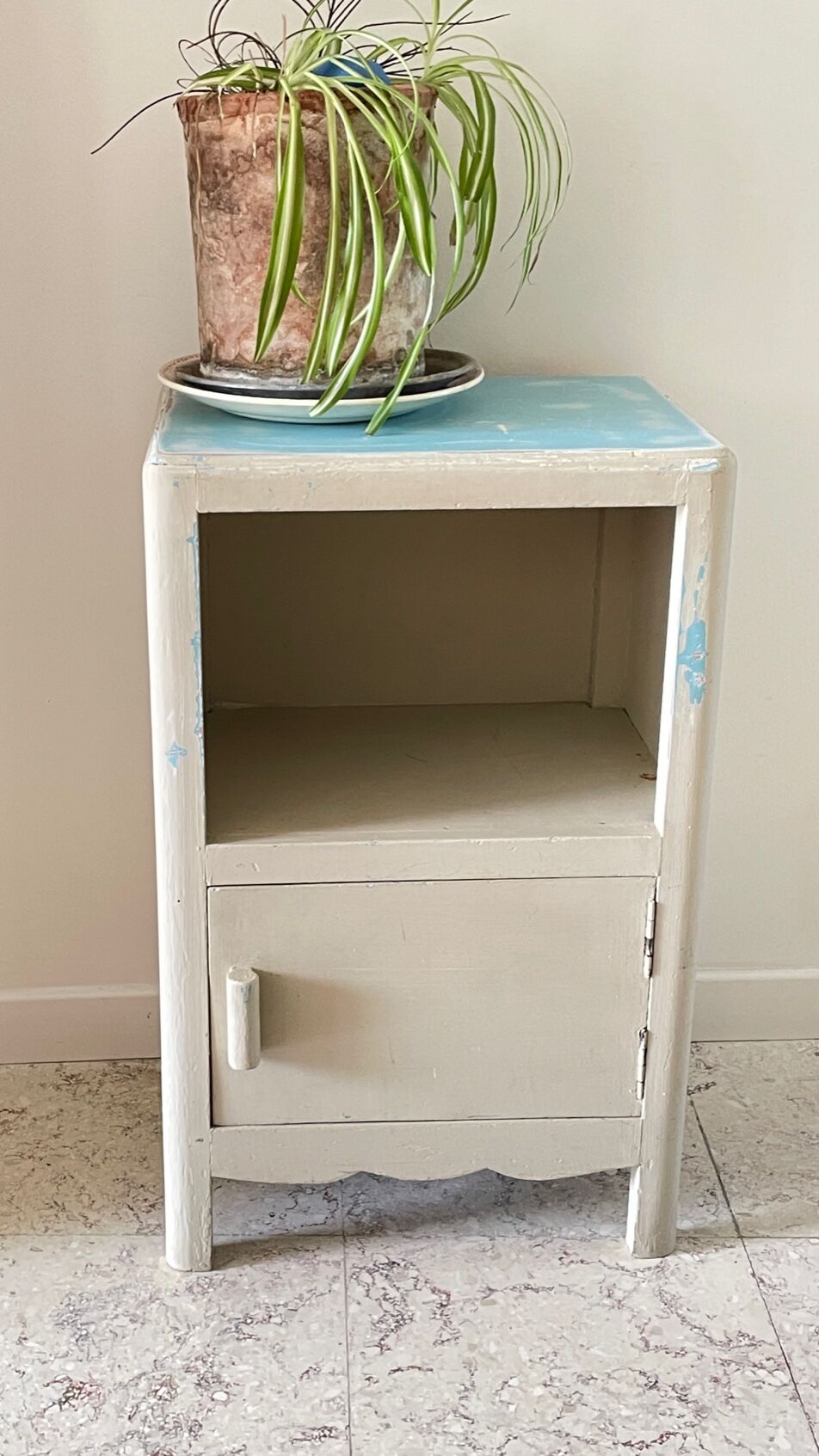 Table de chevet cube années 20