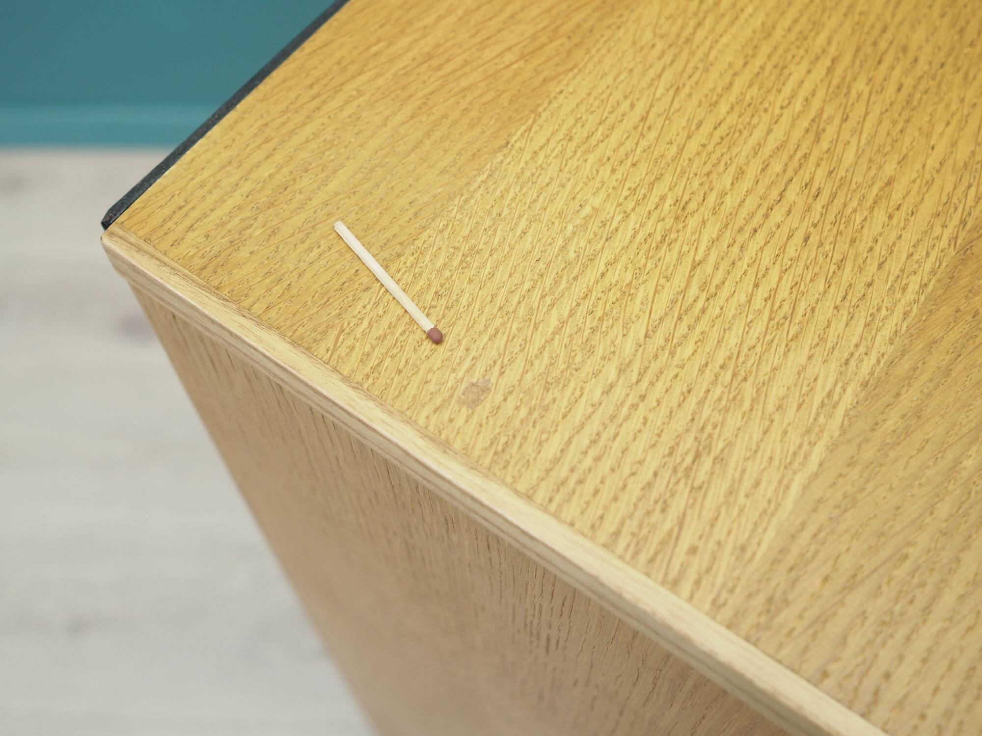 Bibliothèque en frêne, design danois, années 1970, production : System B8