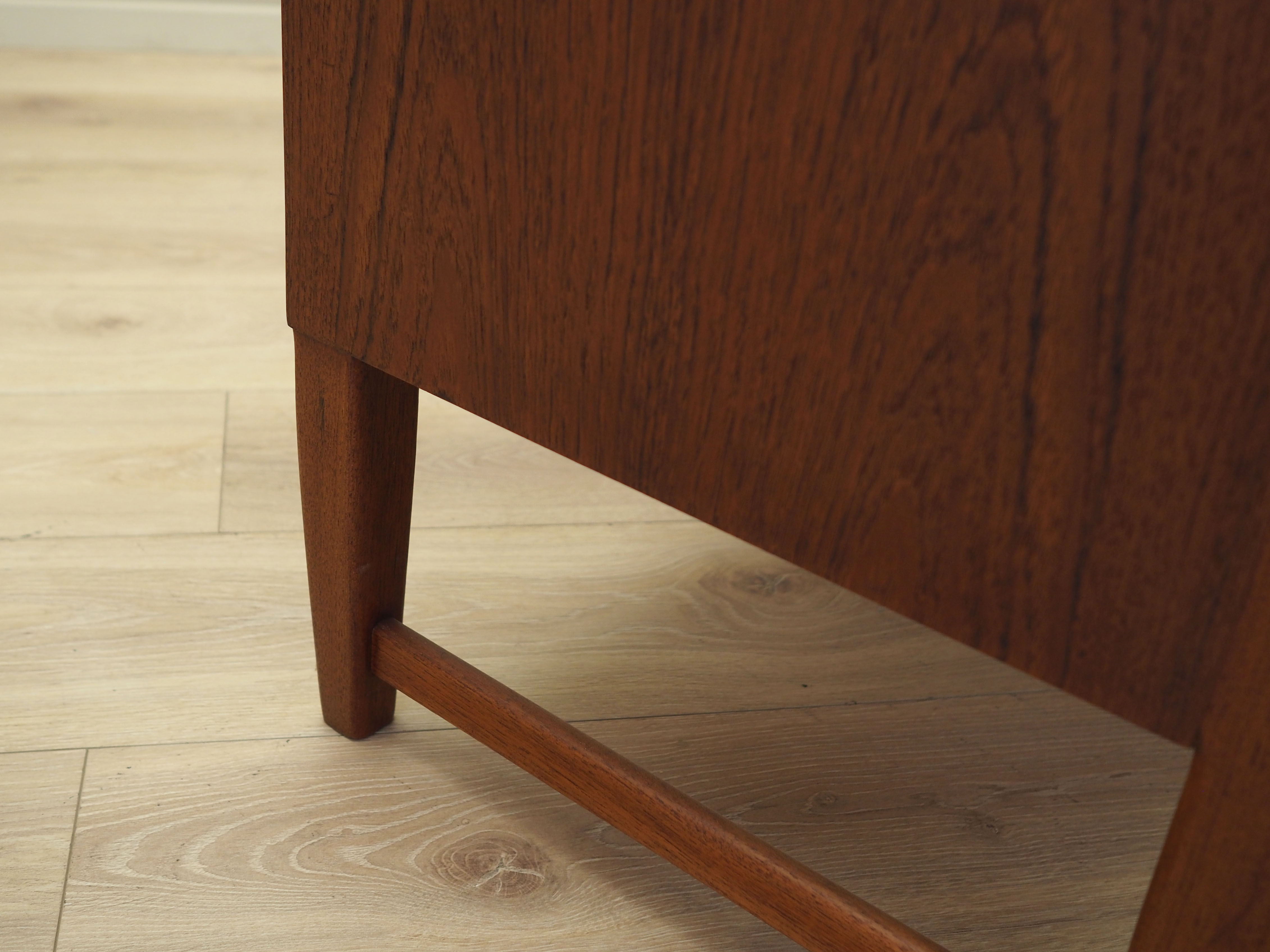 Enfilade en teck, design danois, années 1970, production: danemark