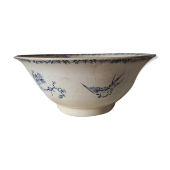 Bowl in faience by Gien