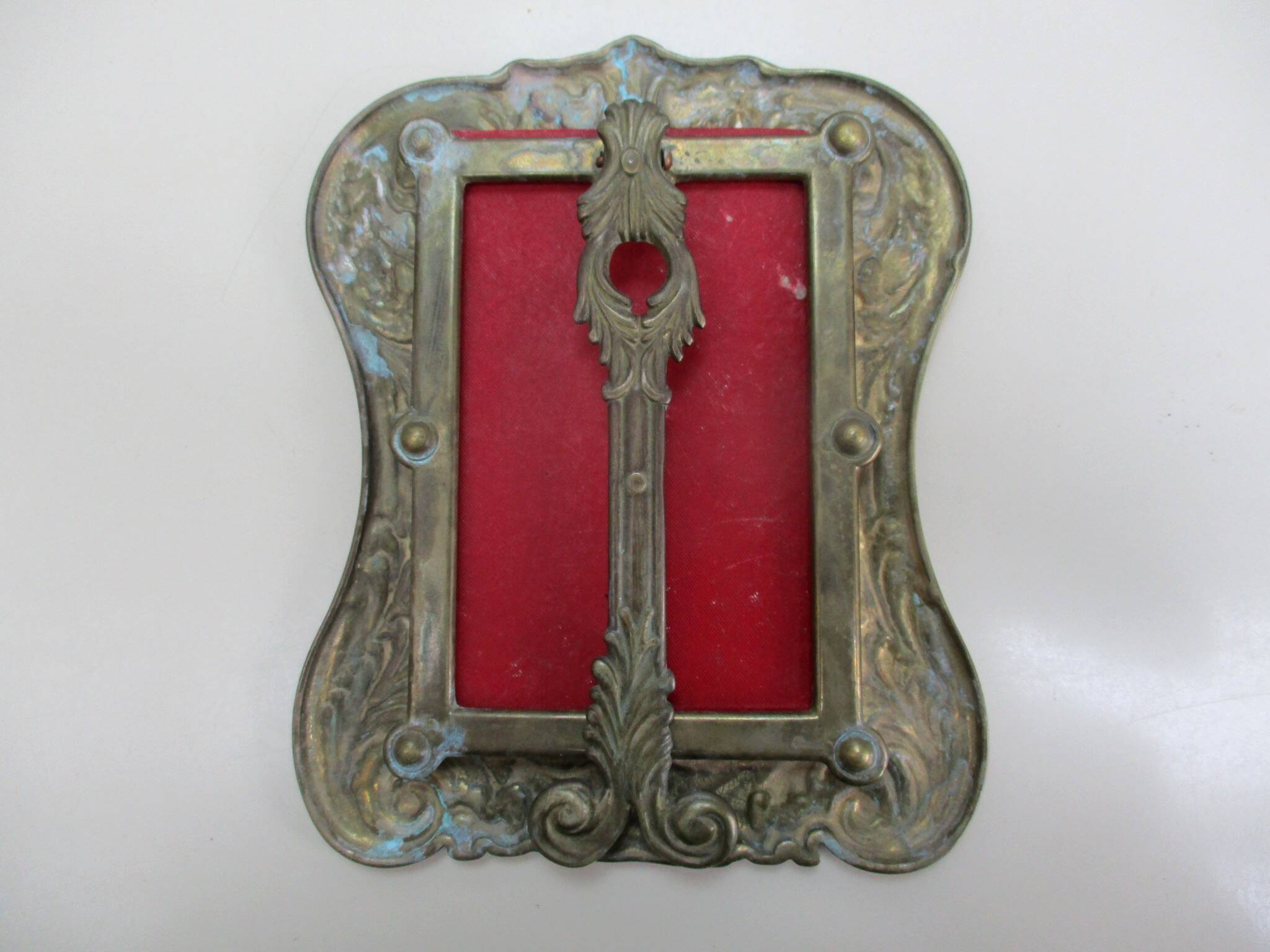 Vintage brass/bronze frame for 75 x 120 mm subject