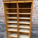 Sliding curtain cabinet cabinet