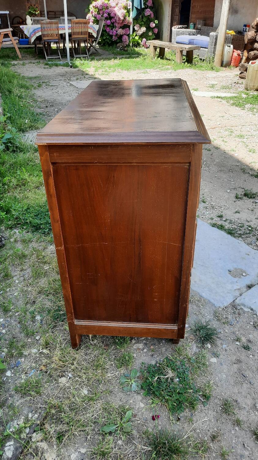 Vintage chest of drawers
