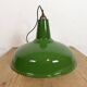 Lampe suspendue en émail vert industriel de Jackson Electrical Co., années 1960.