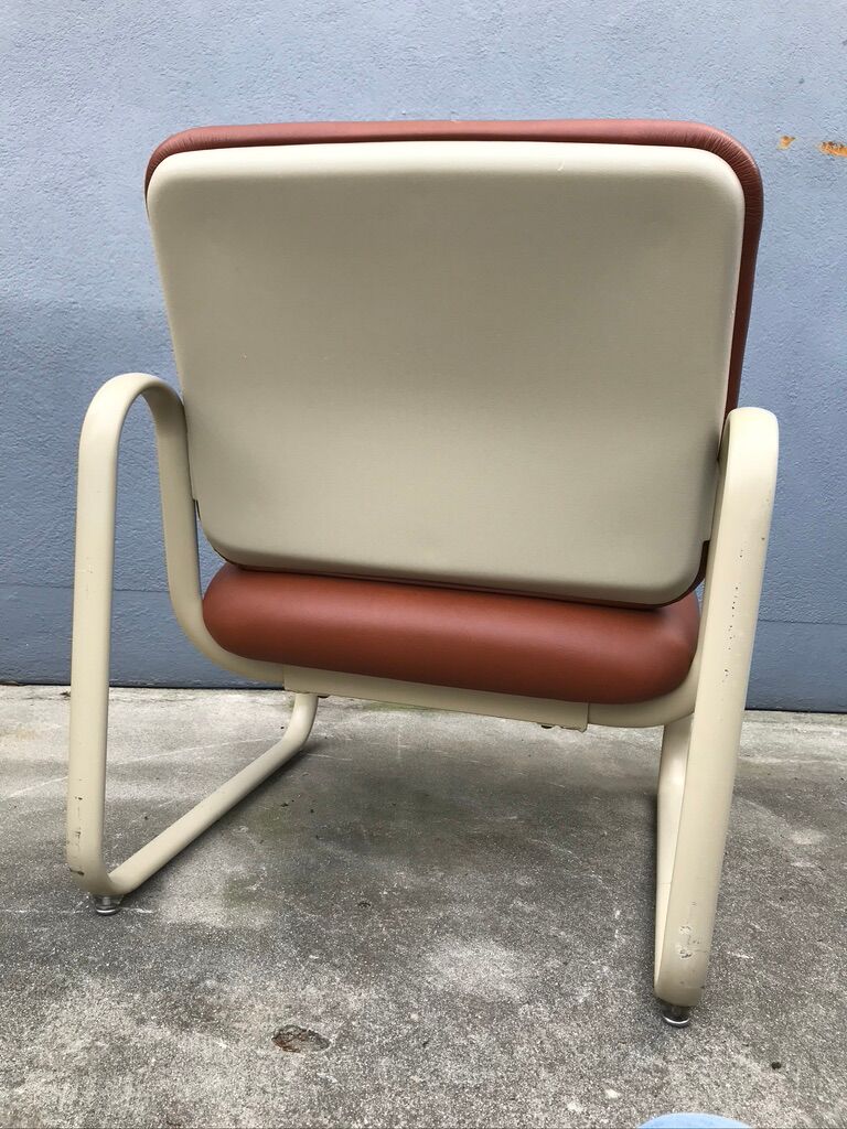 Pair of vintage Steelcase 1970 armchairs