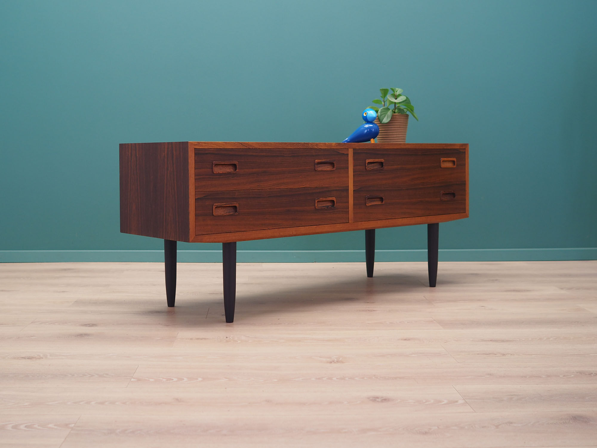 Rosewood chest of drawers, Danish design, 1960s, manufacturer: Hundevad & Co