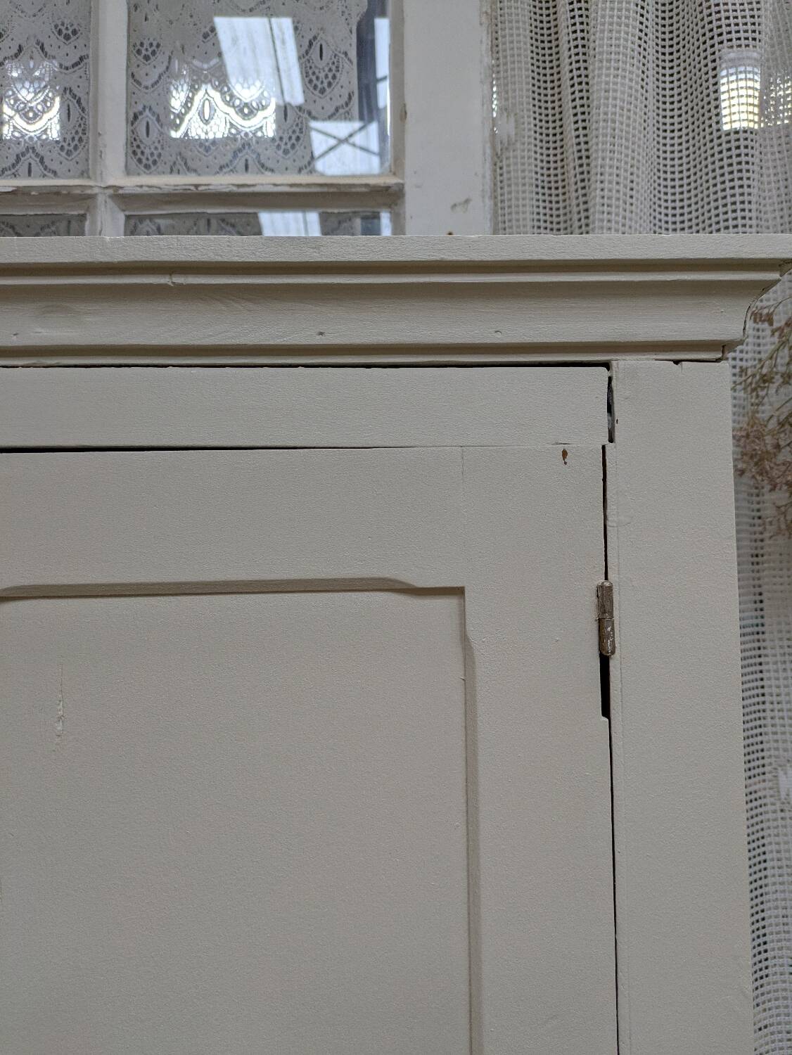 Parisian buffet 2-piece