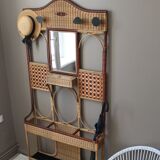 Porte-manteaux of the vintage years