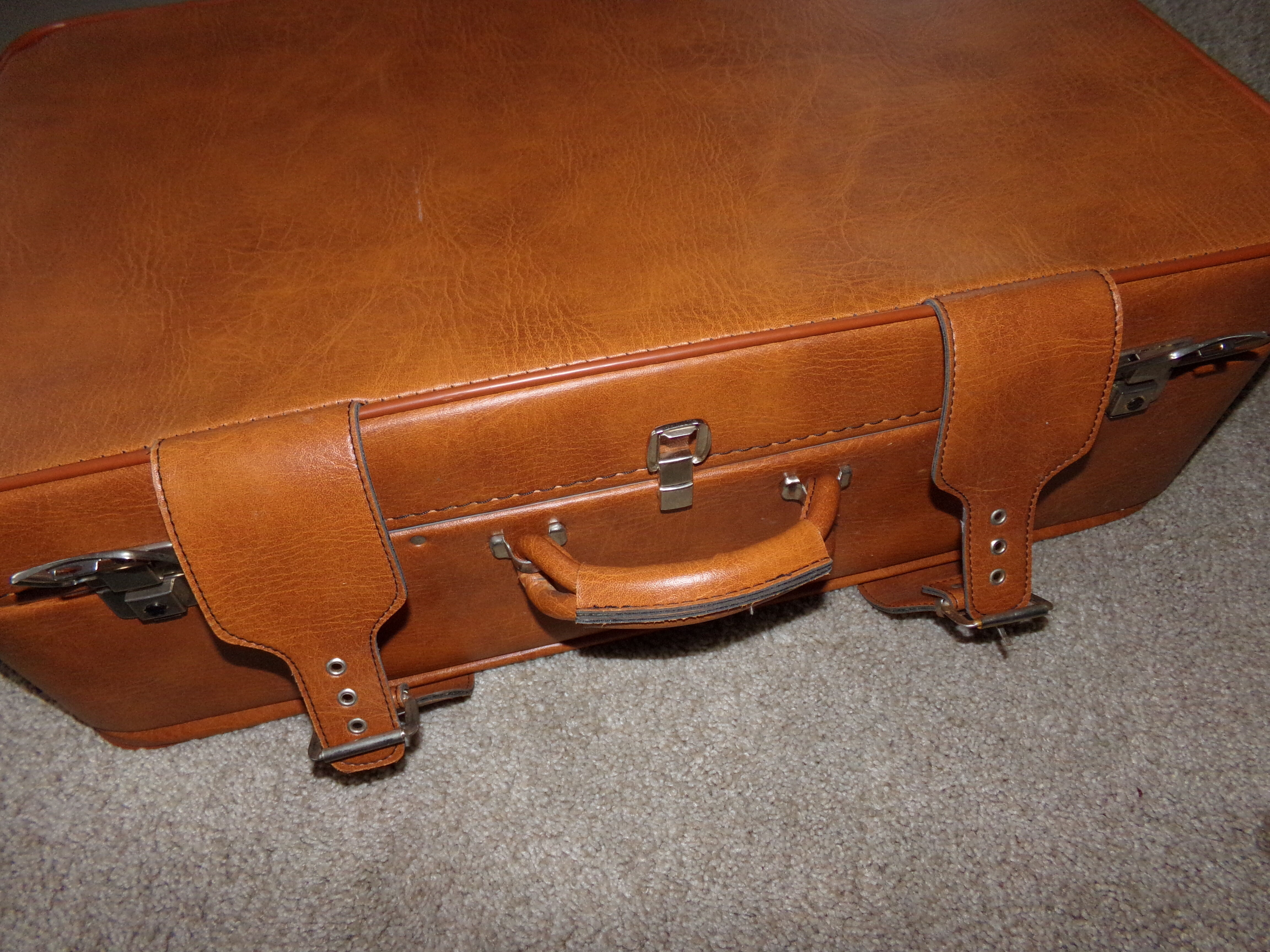 Vintage retro skai case