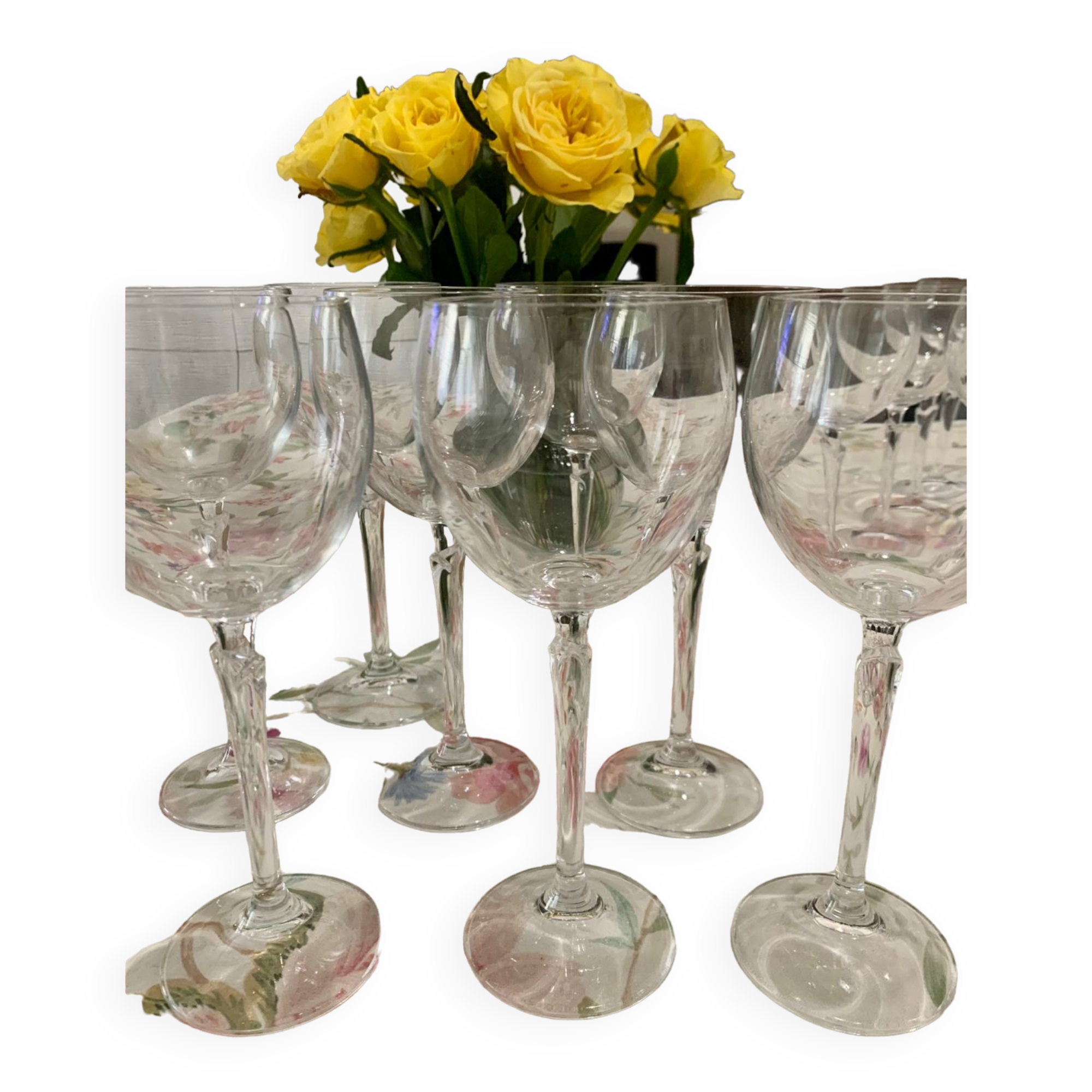 Crystal wine glasses (bud-shaped foot)