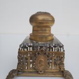 Bronze and crystal inkwell nineteenth Louis XVI and Marie-Antoinette medallion
