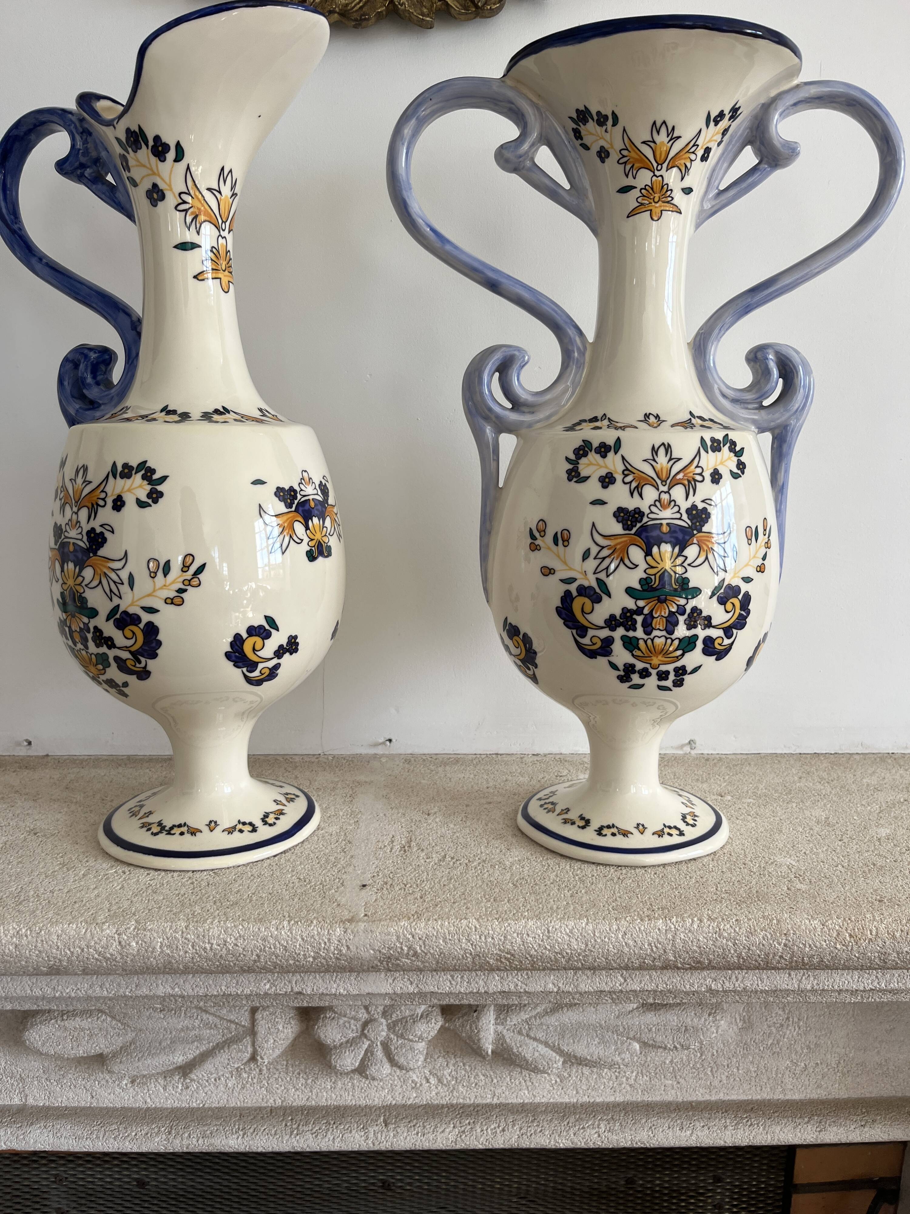 Porcelain jug limcolor