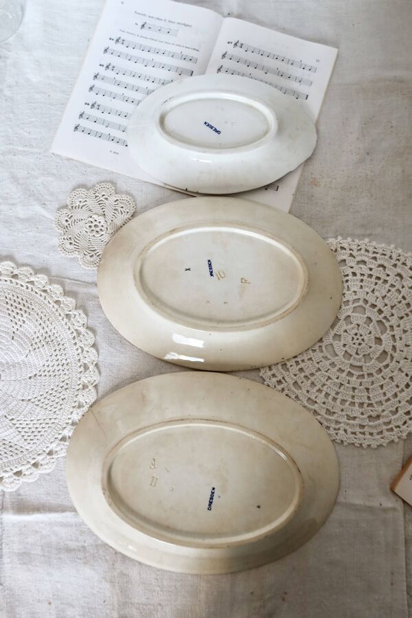 3 plats de service ovales - Service porcelaine Dresden - Motif fleuri
