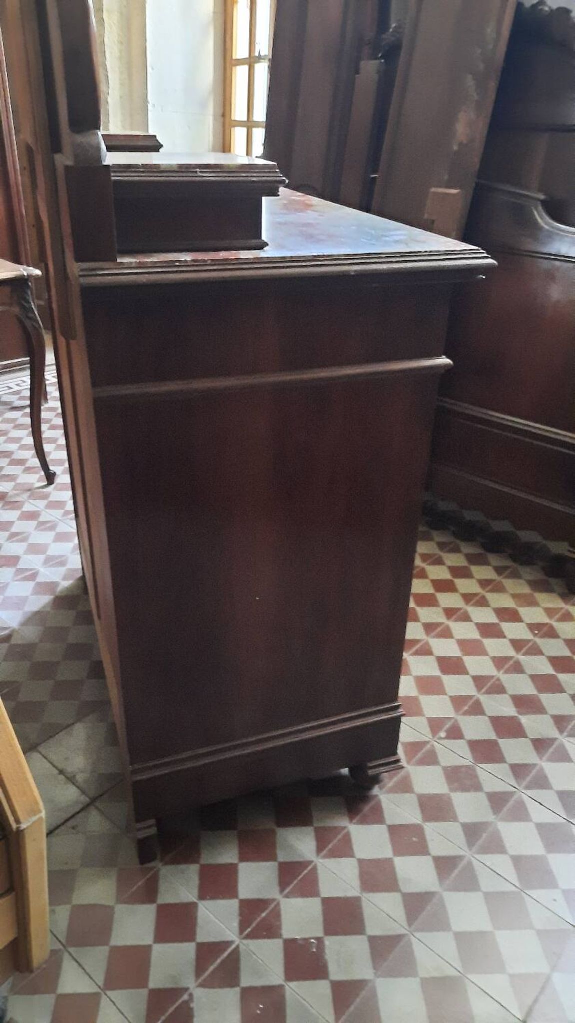 Dressing table chest of drawers