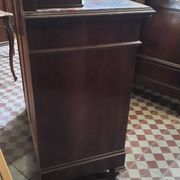 Dressing table chest of drawers