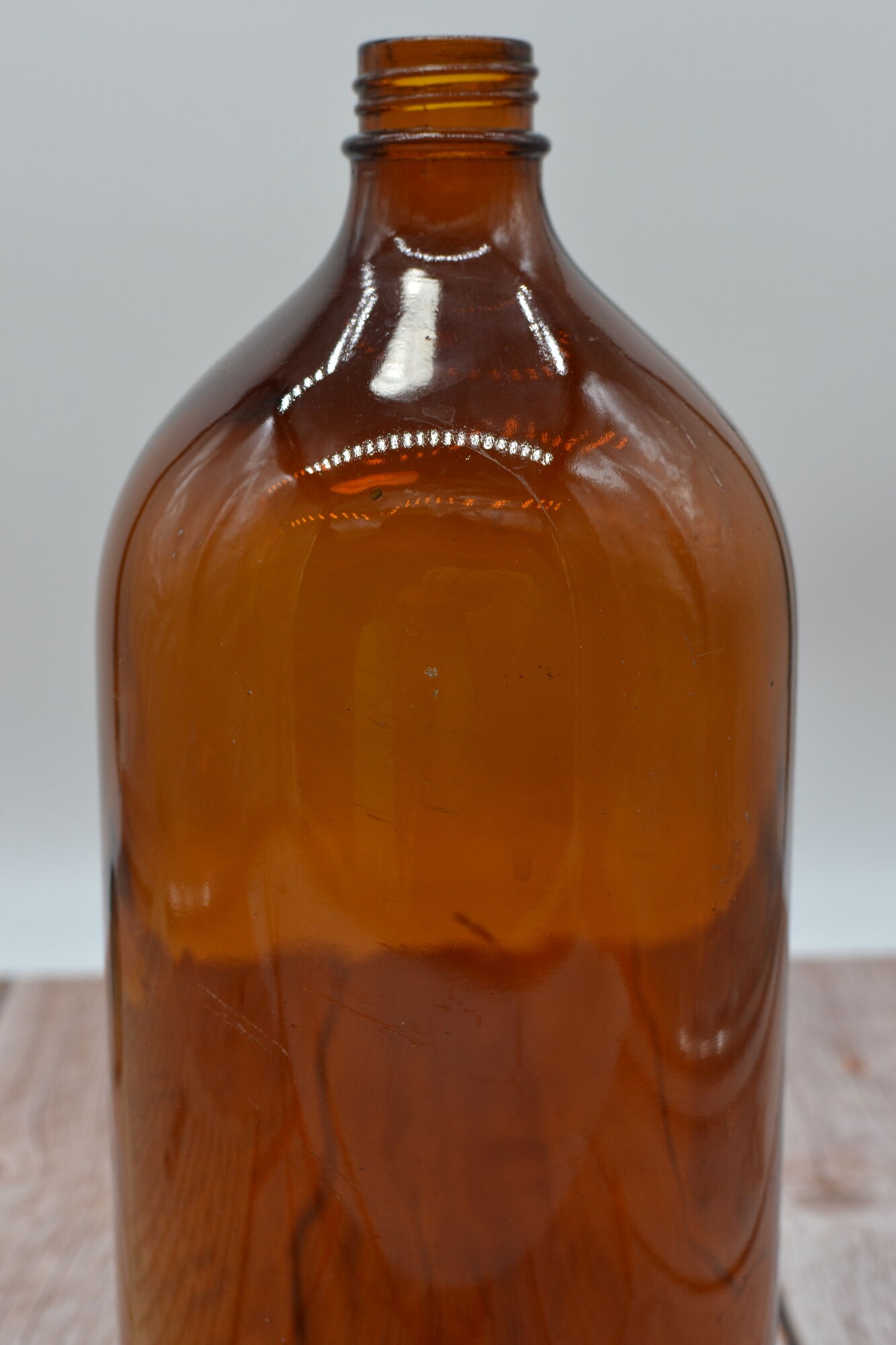Old bottle amber glass pharmacy large capacity 2 liters