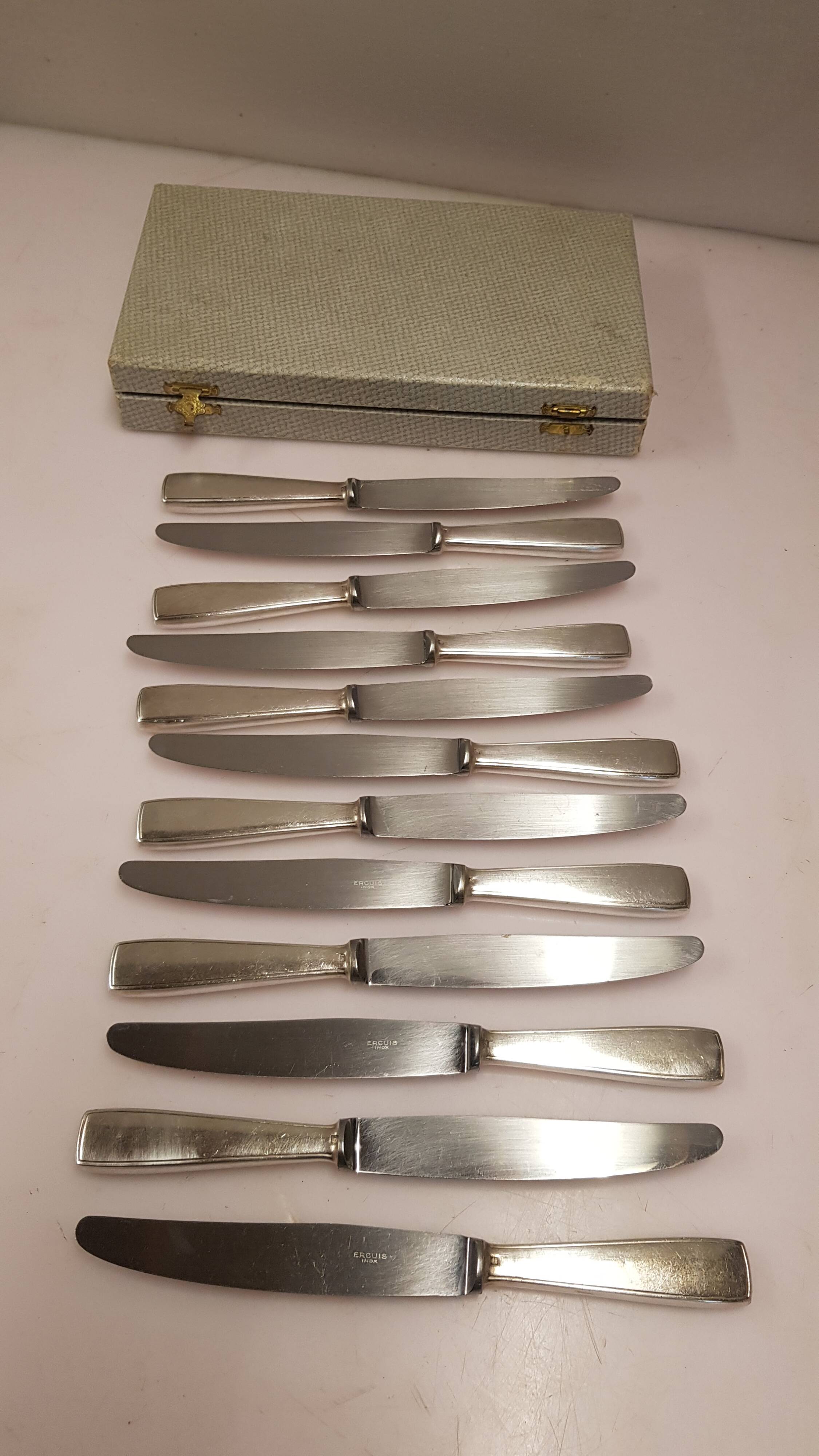 12 silver-plated knives, ercuis