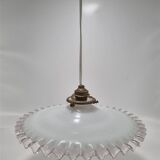 Suspension en opaline