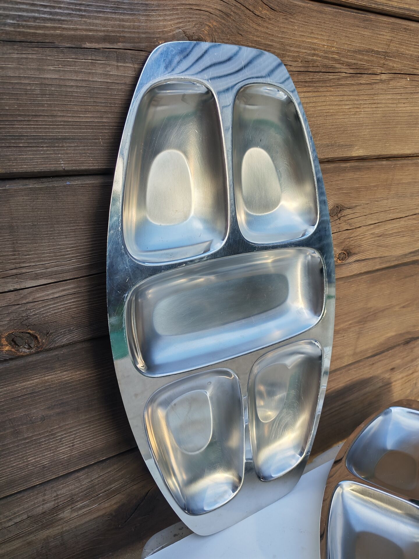 2 plateaux Alessi