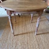 Oval oak extension table