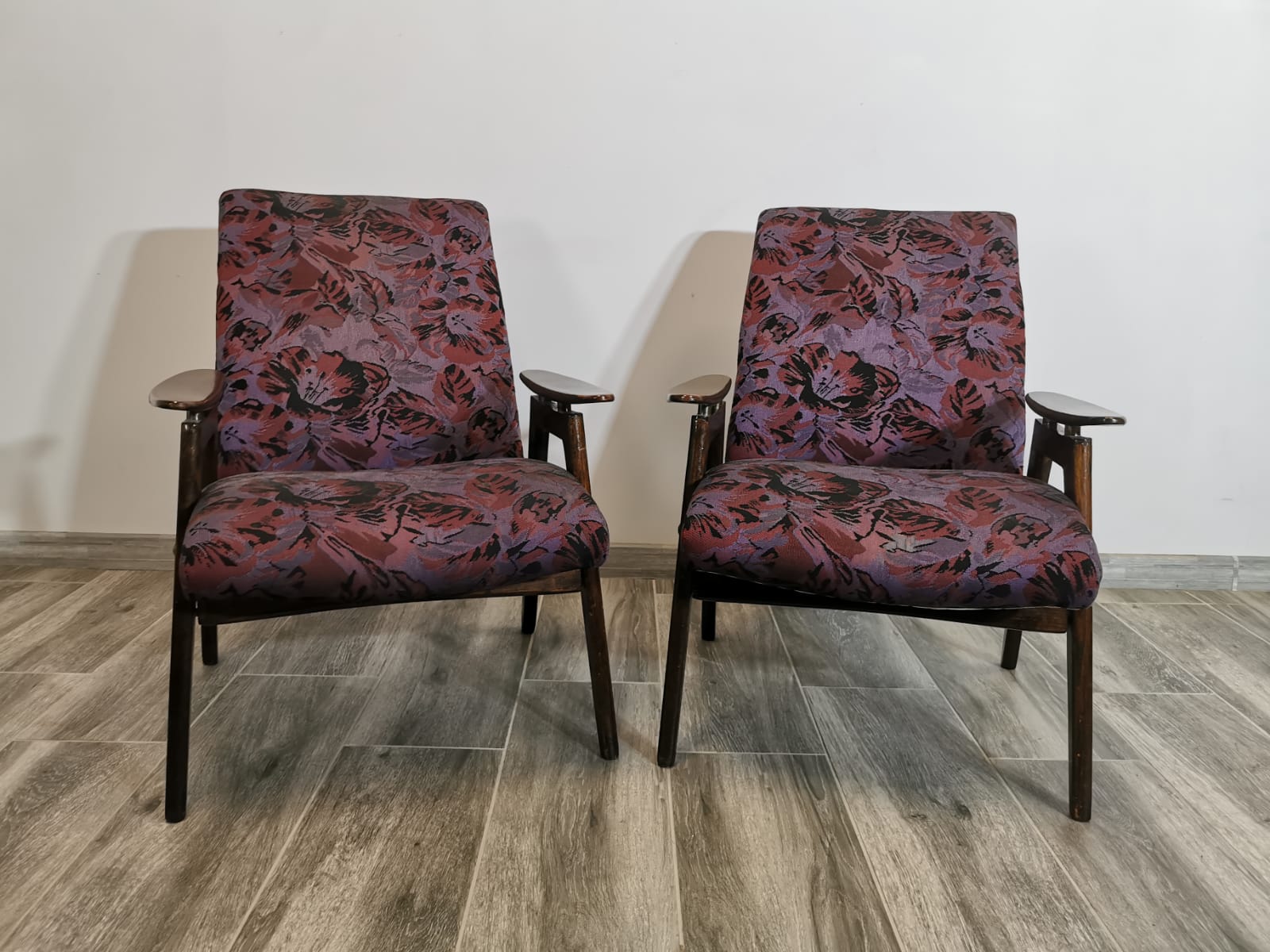 Vintage Armchairs from Tatra, Set of 2