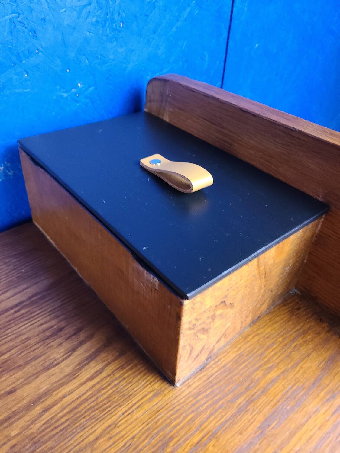 Vintage desk, compass foot dressing table