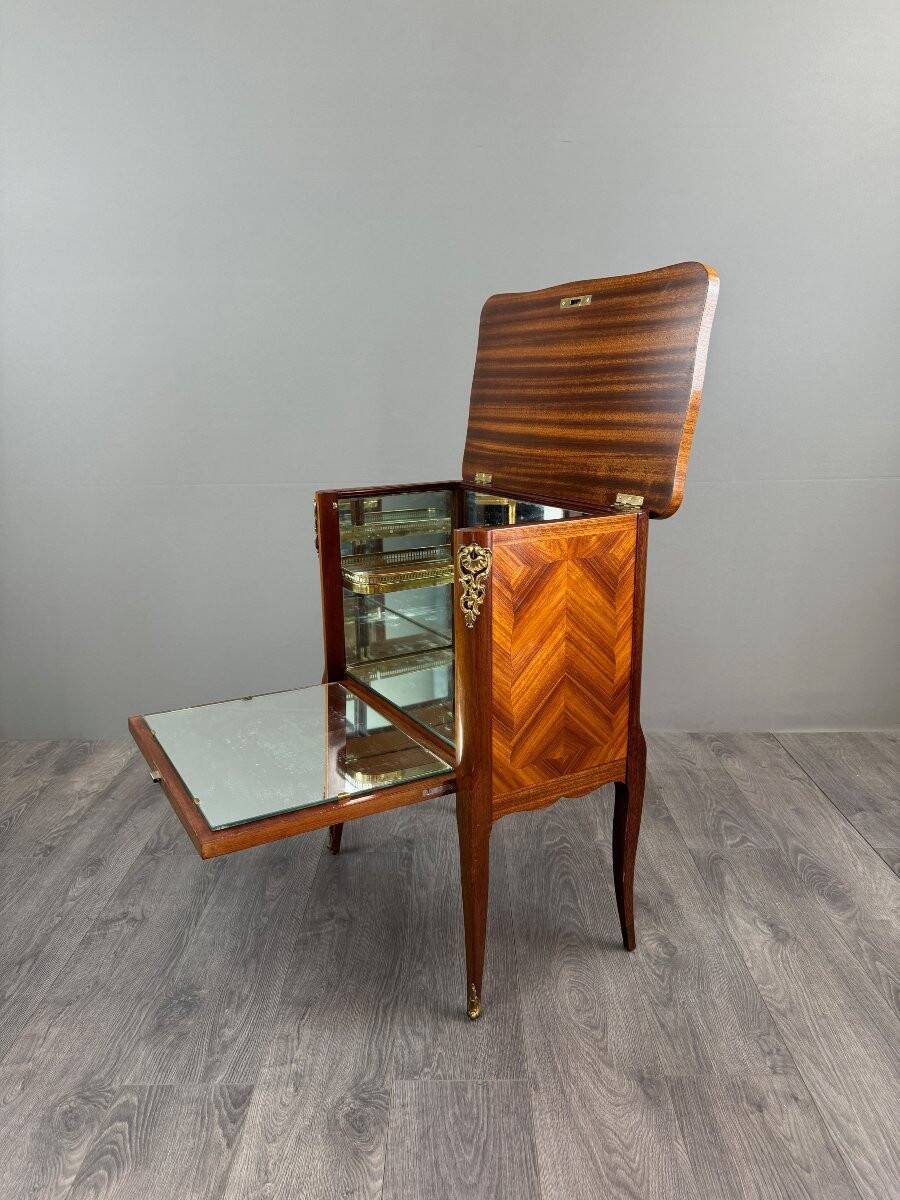 Marquetry bar cabinet, Louis XV style, 20th century
