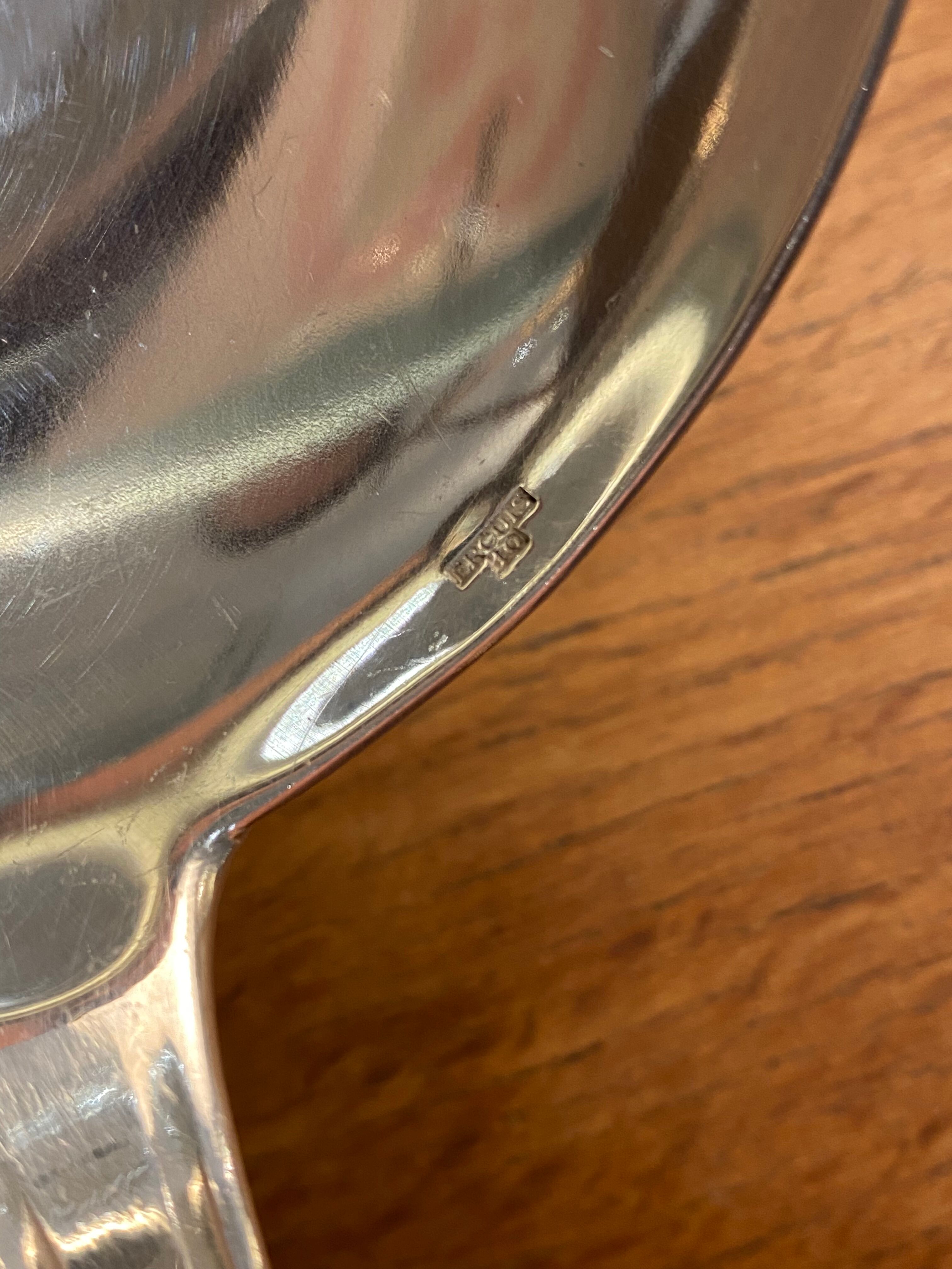 Silver metal household ercuis