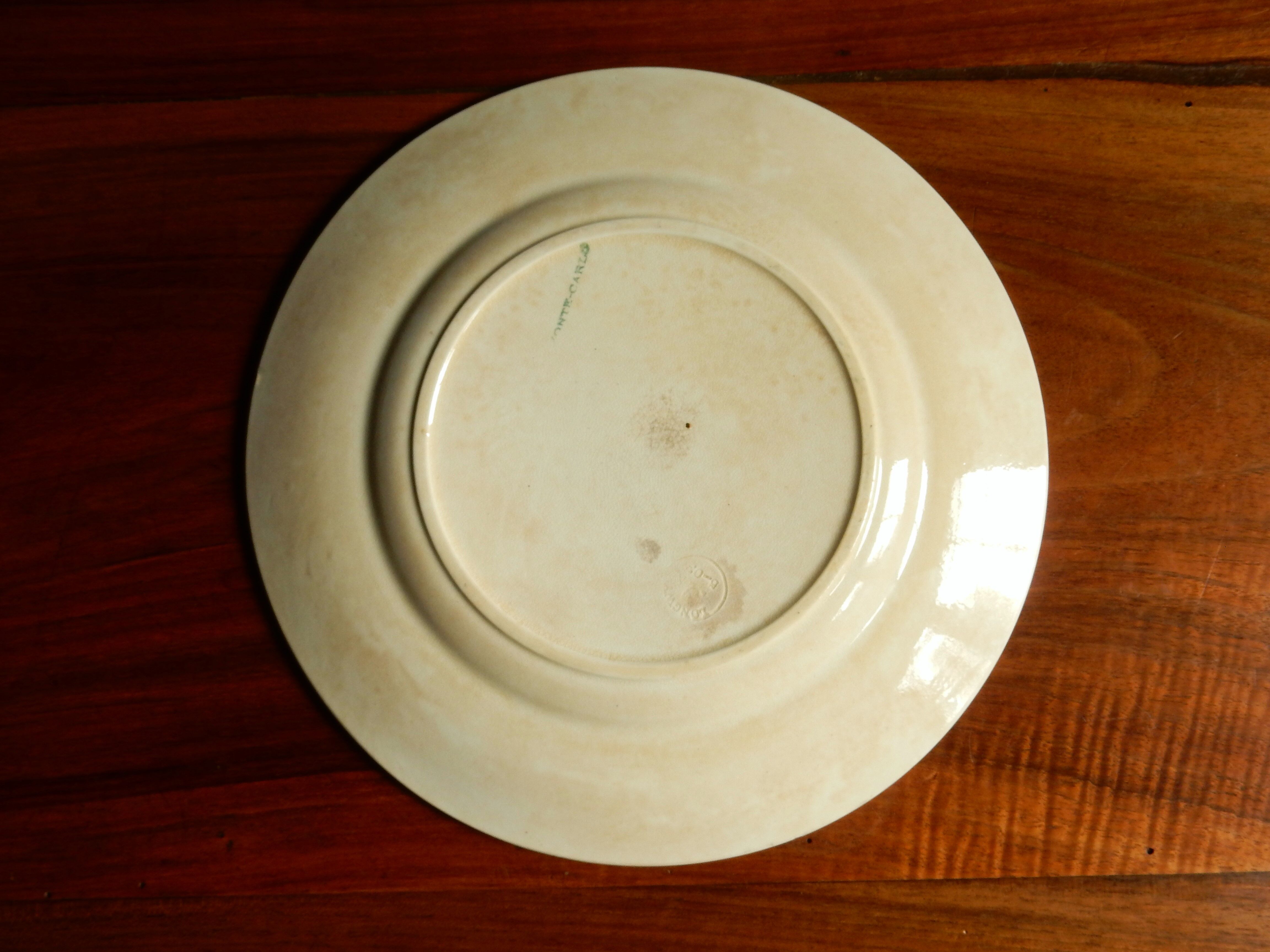 Longwy assiette de collection peinte à la main