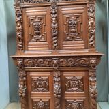 Buffet à  4 portes sculpté