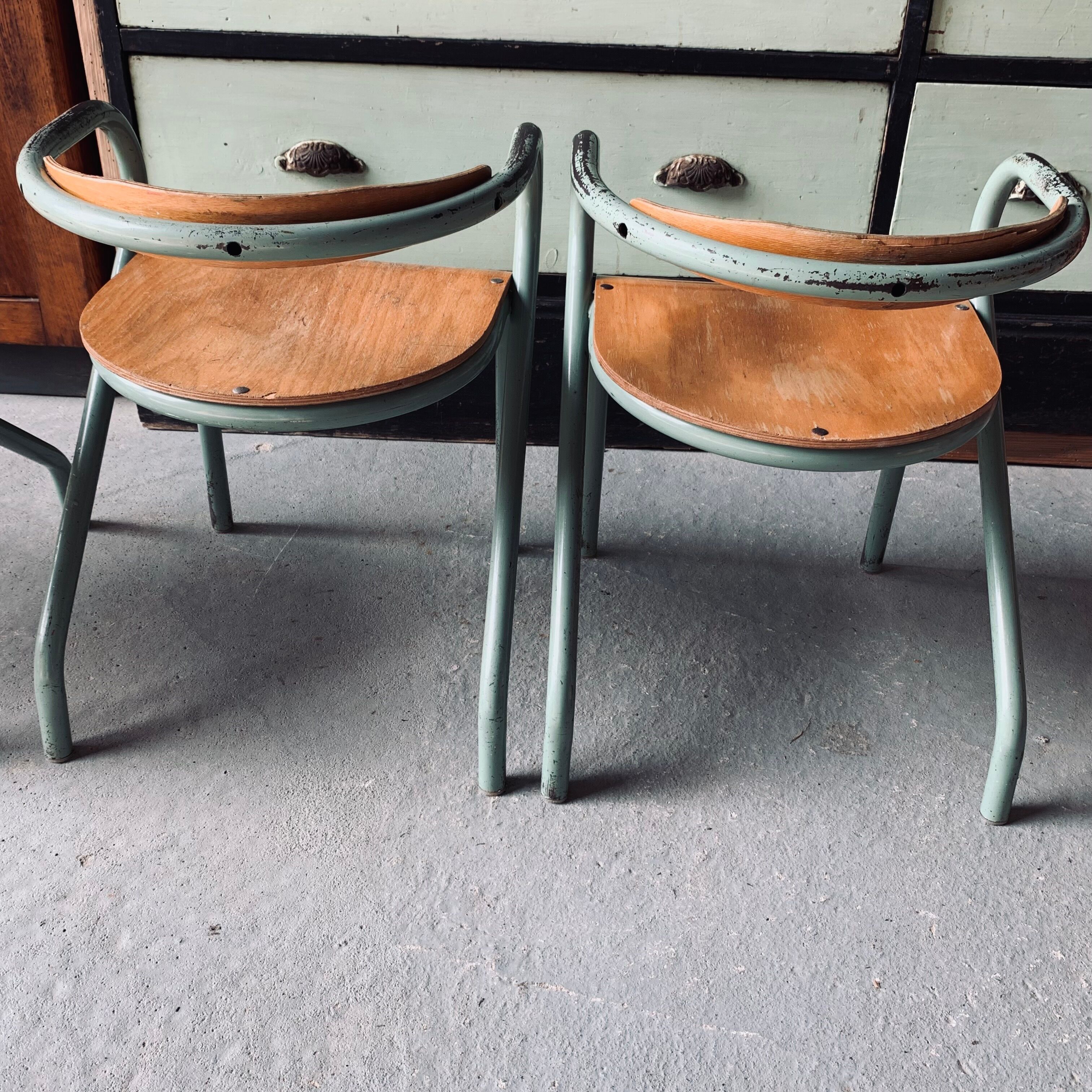 Lot de 4 chaises enfant en bois & métal