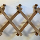 Oak accordion coat rack with 10 hooks