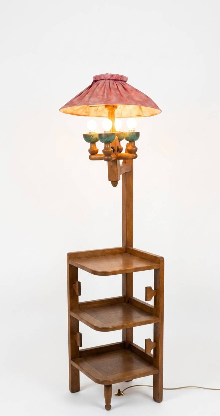 Guillerme and Chambron floor lamp in oak from the 1960s.