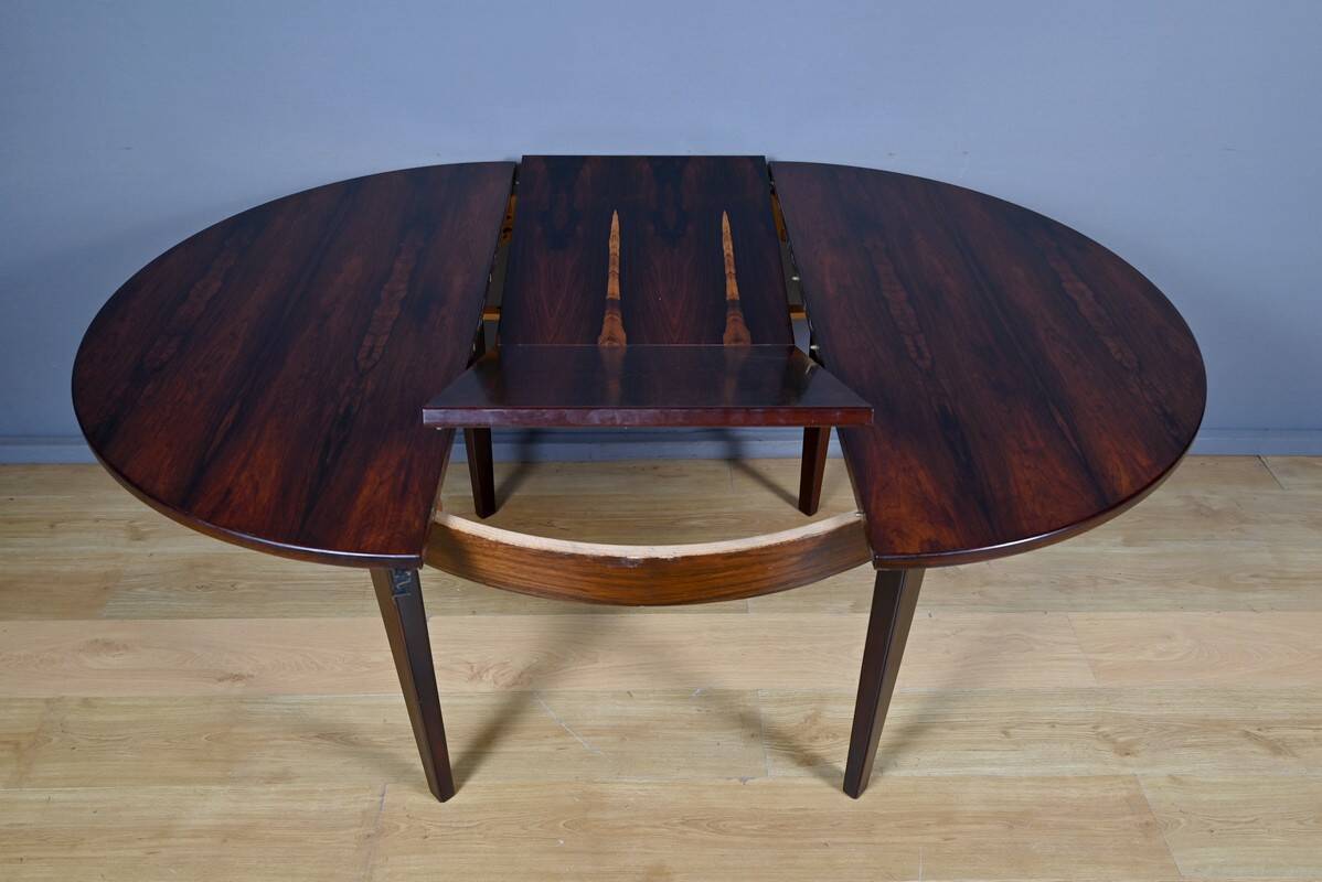 Scandinavian system table in rosewood, 6 to 8 covers – 1960