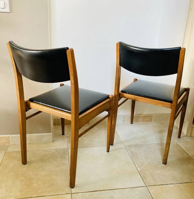 Pair of Scandinavian chairs from the 1960s/70s