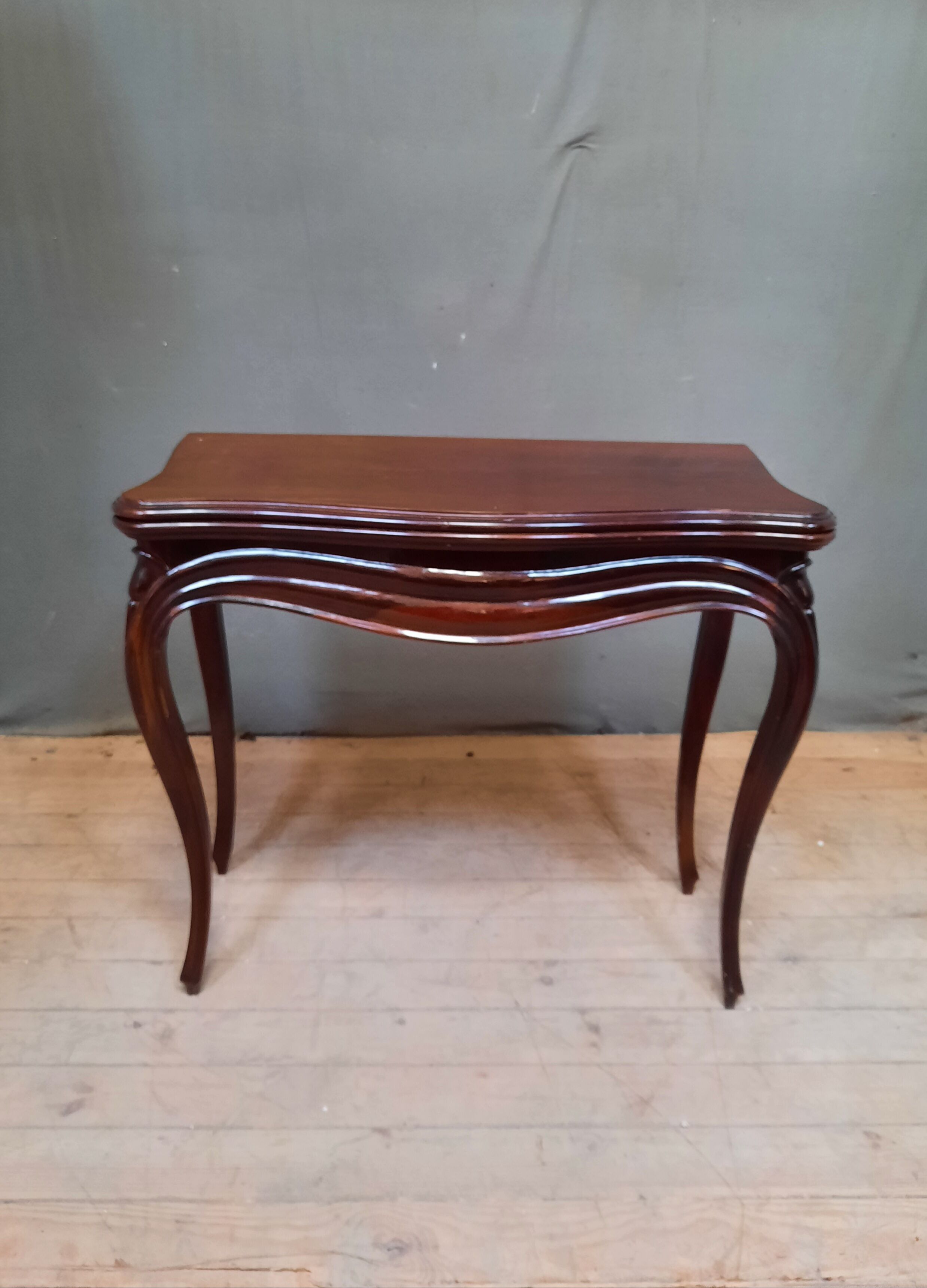 Nineteenth century rosewood game table