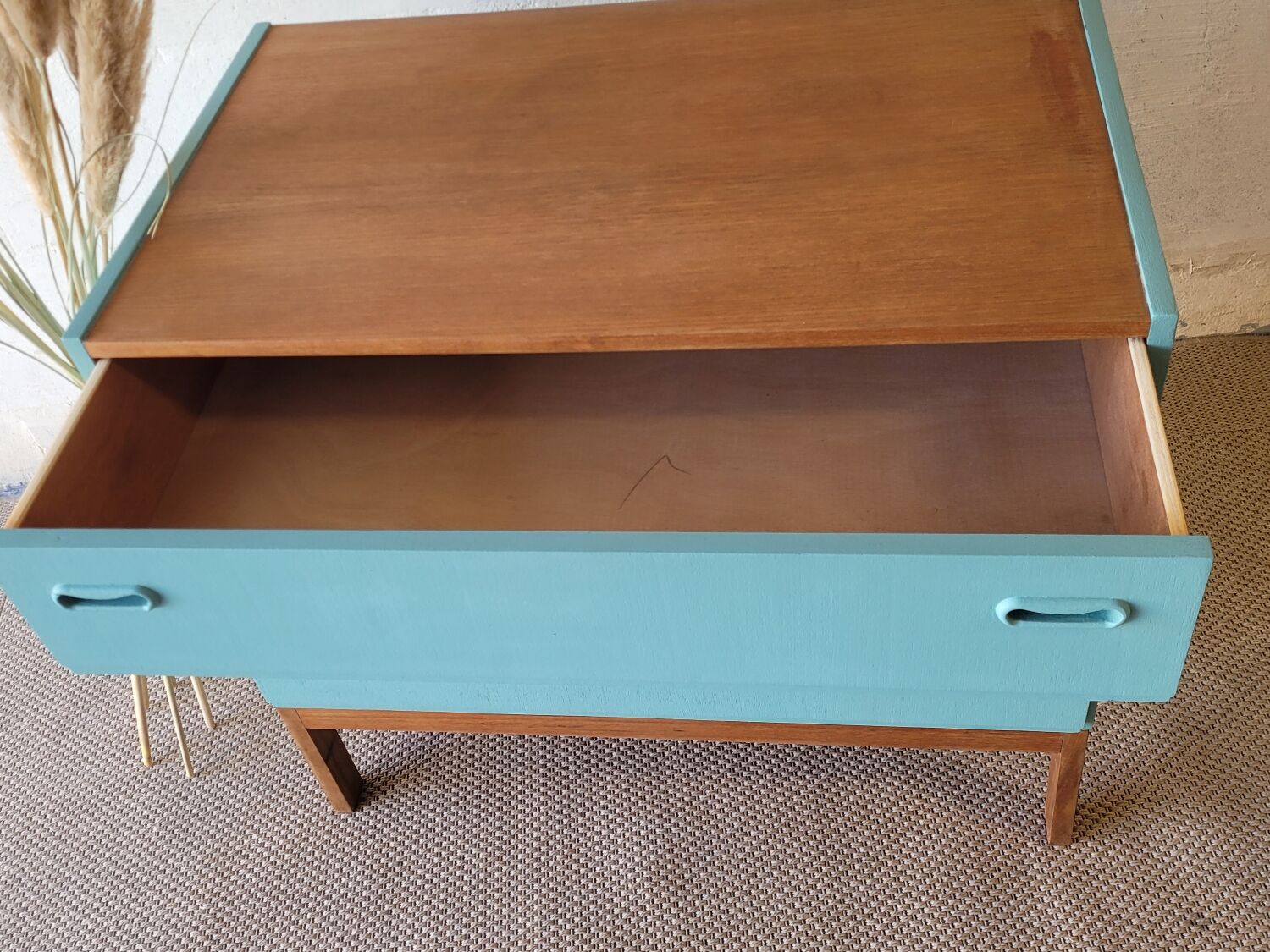 Vintage chest of drawers