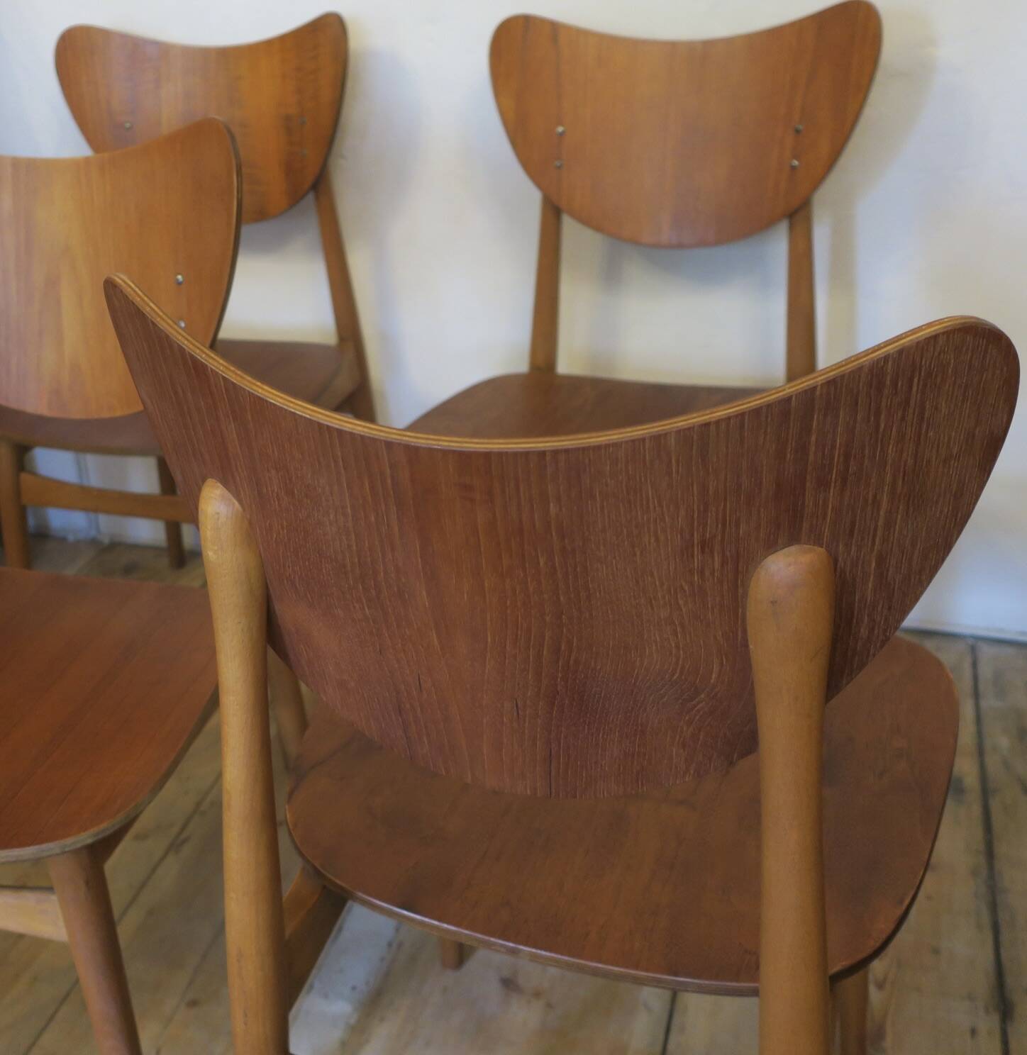 Set of 4 teak butterfly dining chairs, 1960s