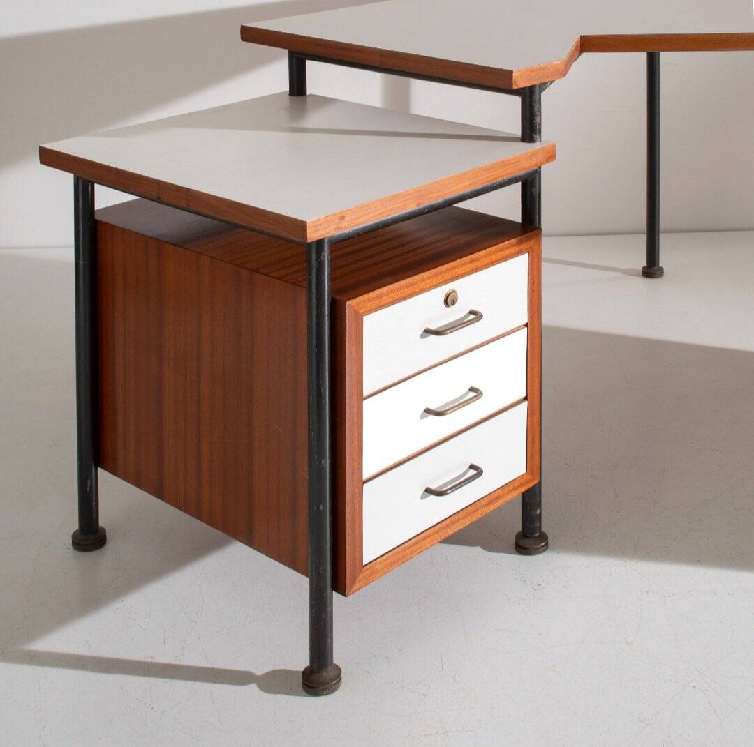 Corner Desk in Painted Metal, Wood, Formica, and Brass by Sergio Coradeschi, 1950s