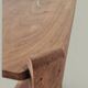 Table d’appoint sculpturale en bois massif – Ligne minimaliste - 1940