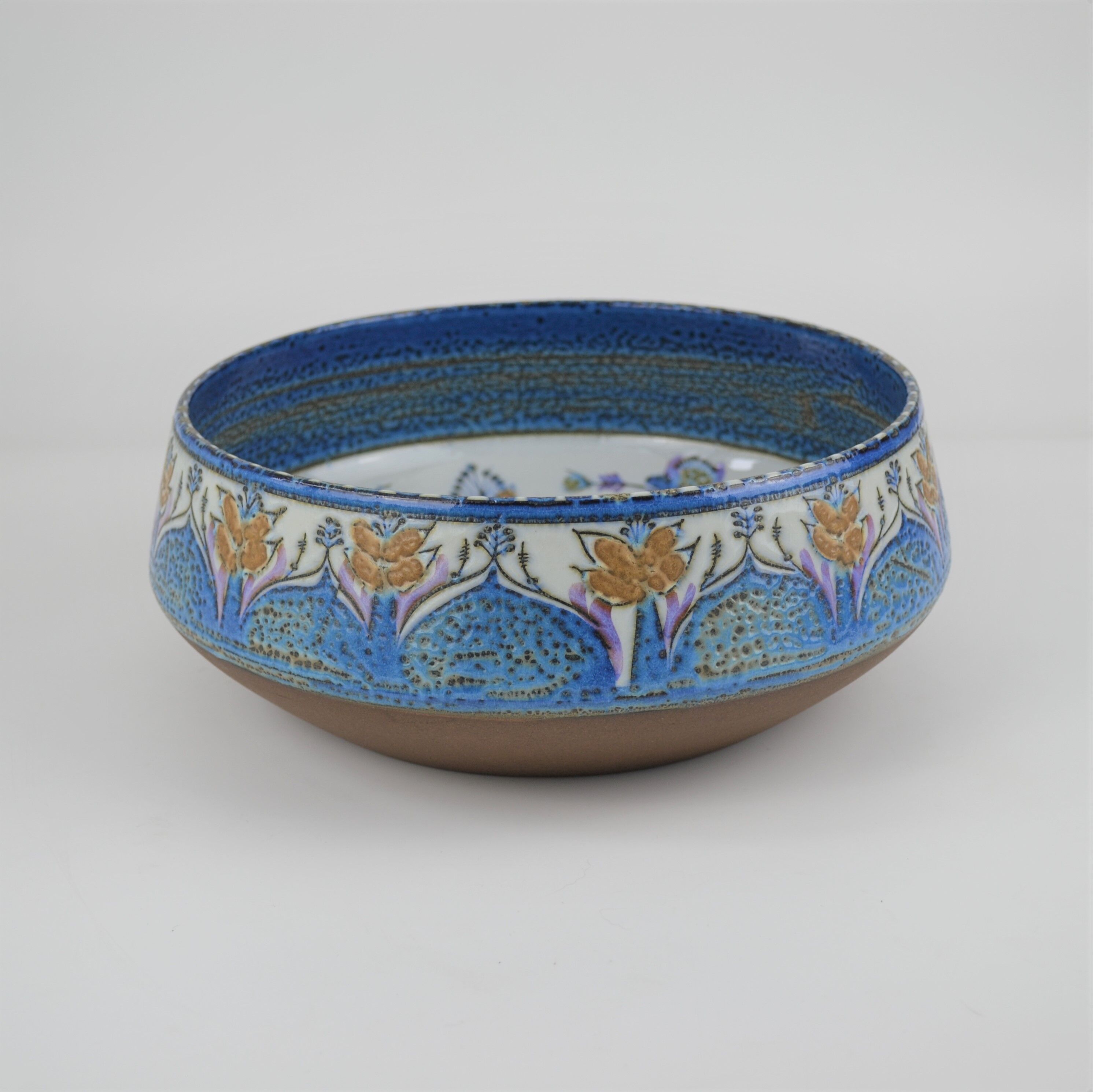 Earthenware cup series Tenera by Berte Jessen for Aluminia