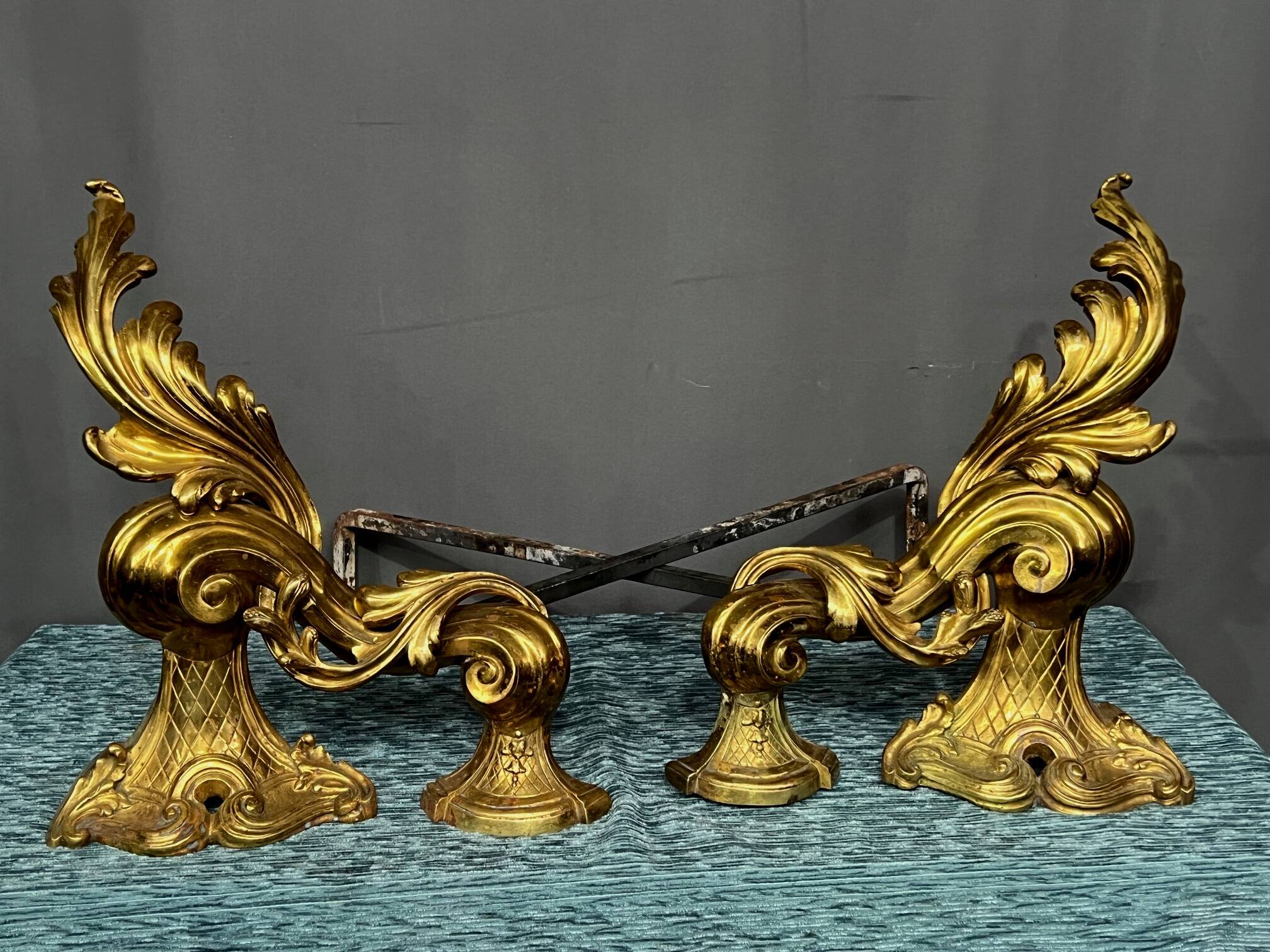 Solid gilded bronze log holder.