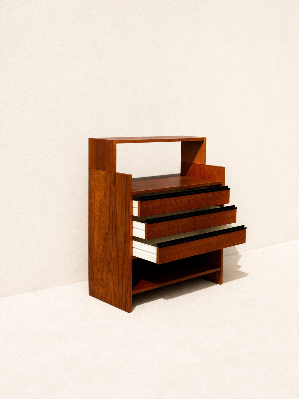 Scandinavian vintage sideboard attributed to Poul Cadovius.