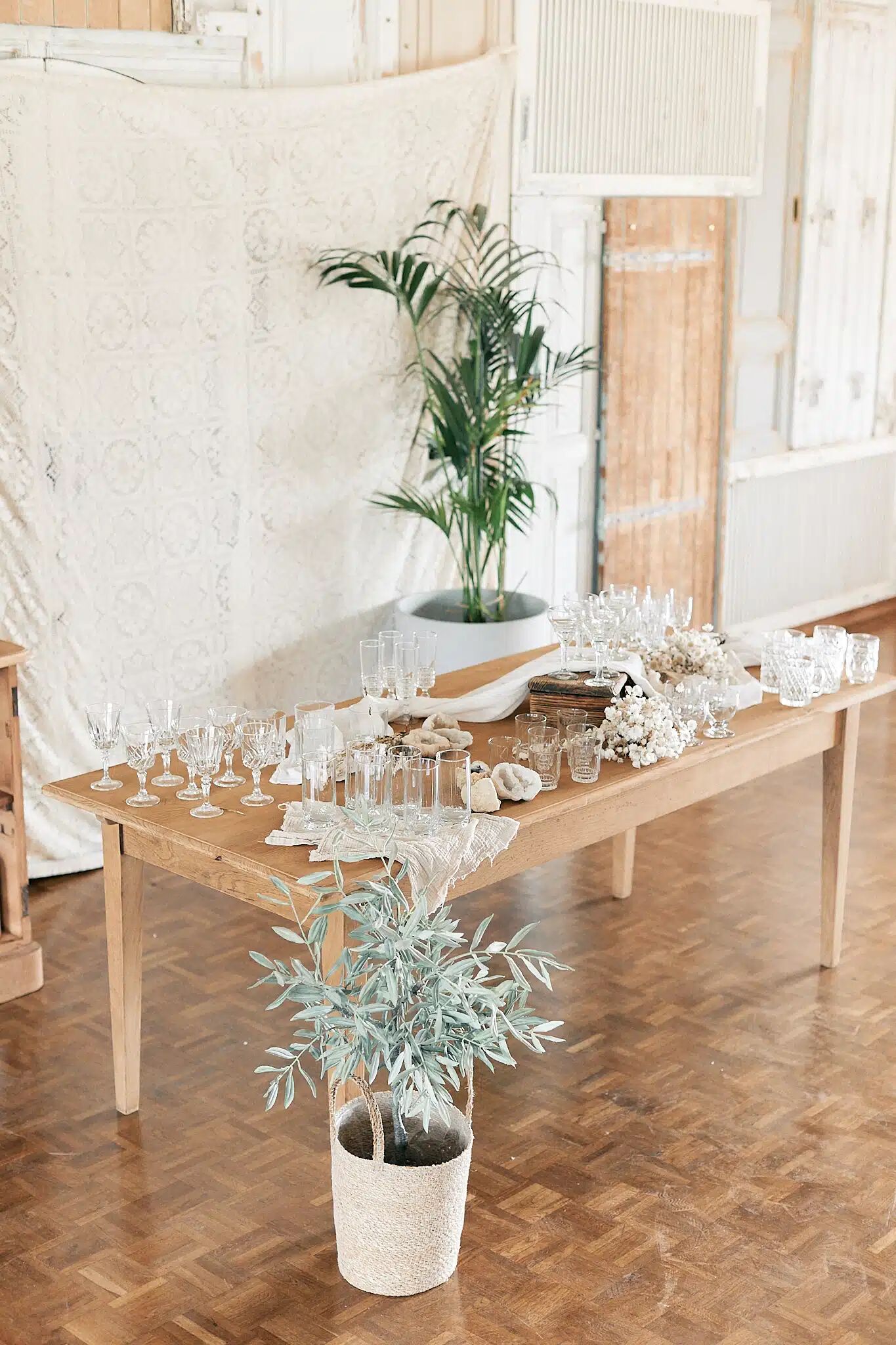 Wooden table "Rose"
