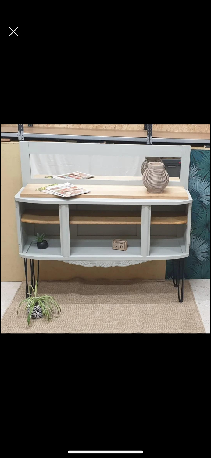 Art Deco console in oak