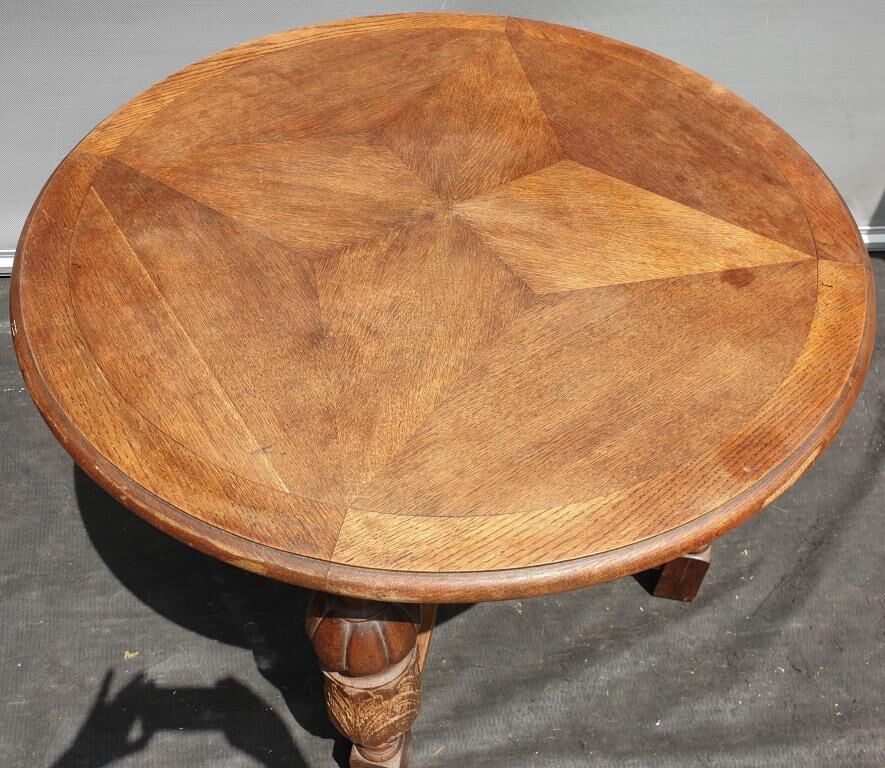 Table bureau d'armateur pieds balustre et rose des vents, style renaissance XIXe