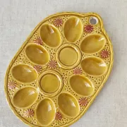 Vintage egg plate in majolica - 1970s