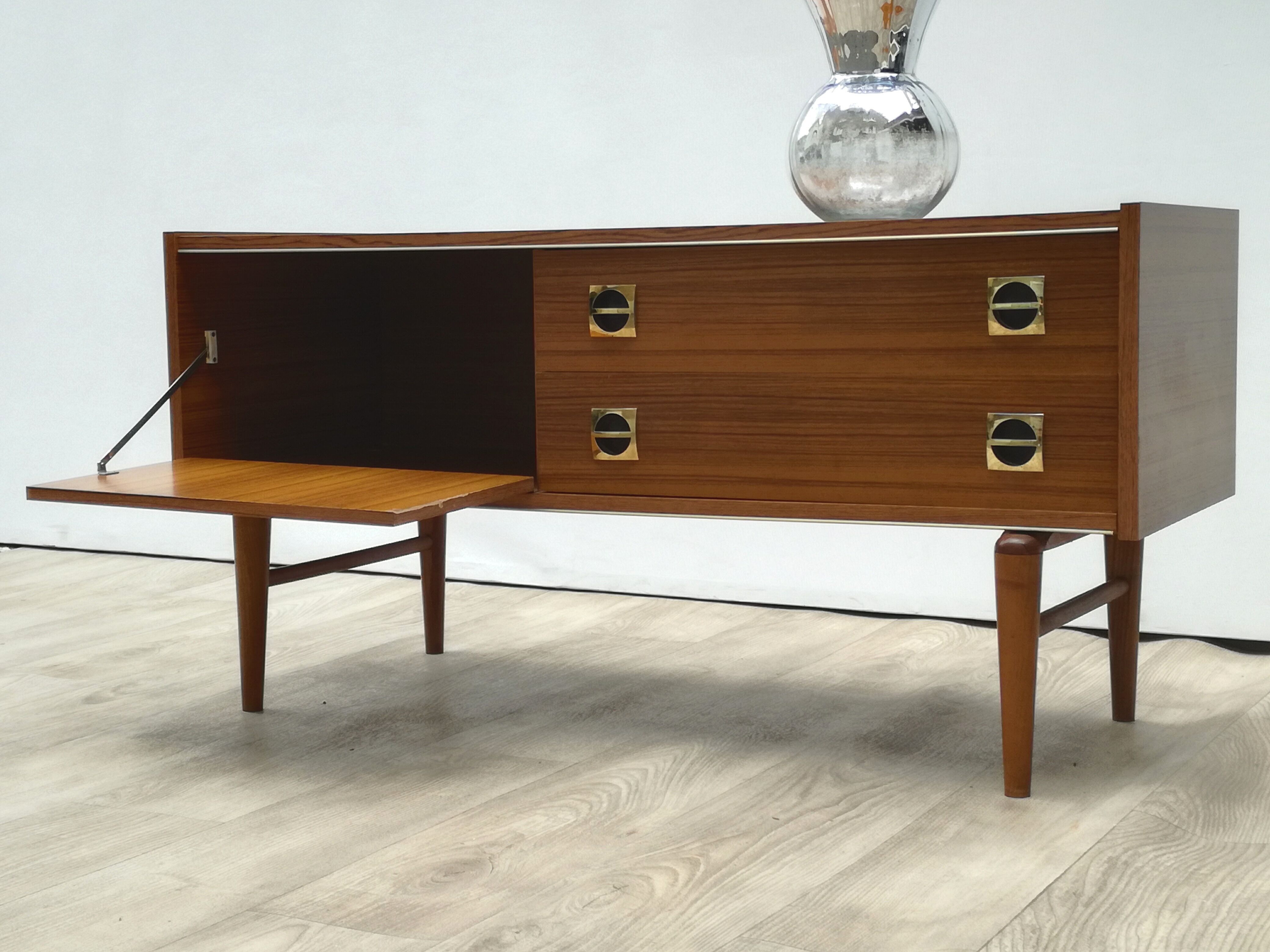 Sideboard style vintage 60s