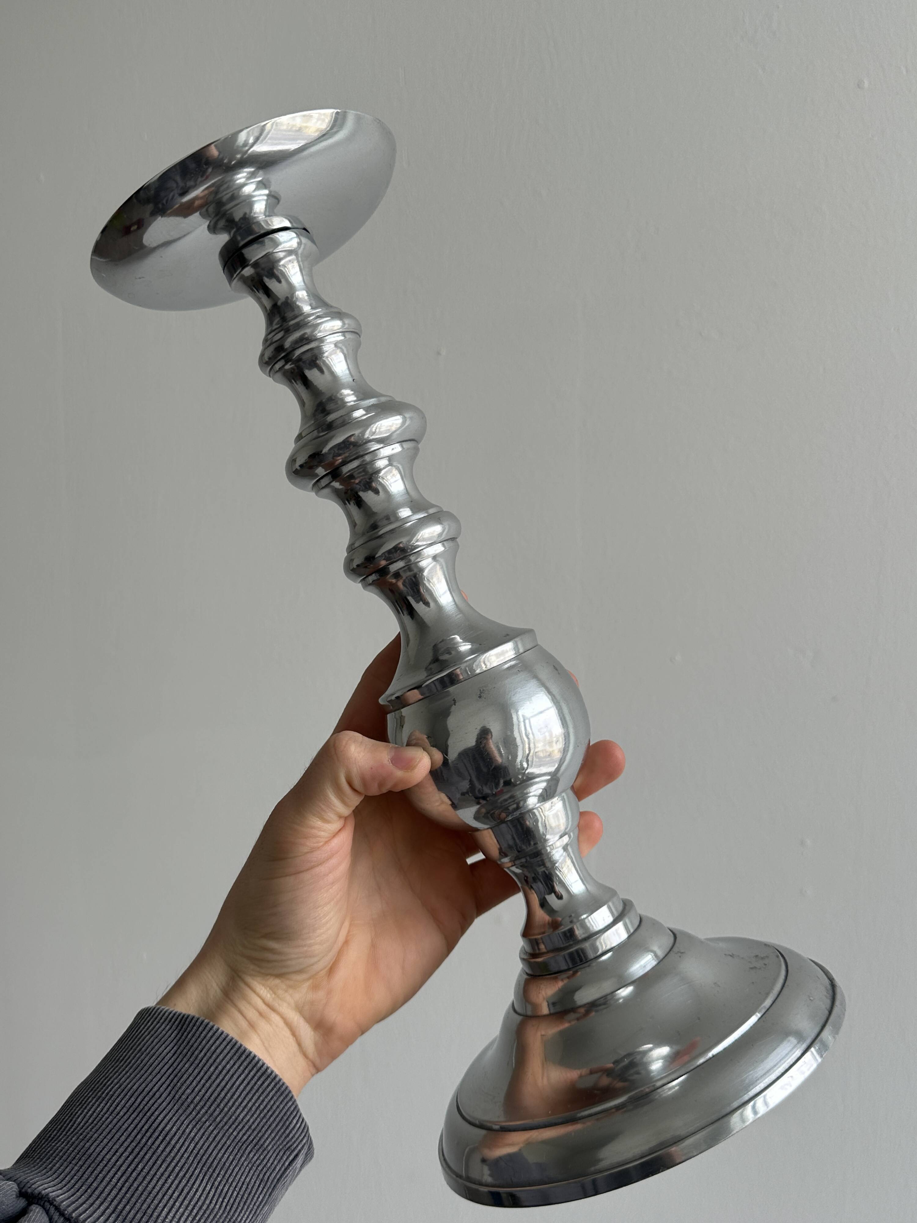 Bougeoir en métal argenté